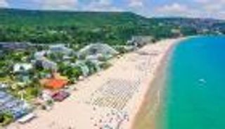 روبوت Bard يكشف أرخص رحلة سياحية.. أسبوع في دولة أوروبية مقابل 250 دولارا