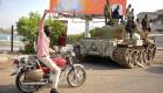 السودان بتوقيت كابول.. بريطانيون بين خيبة الانتظار وجحيم المعارك