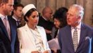 هاري في منصة تتويج الملك.. موقع صادم للأمير "المتمرد"