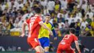 عقدة مغربية.. رونالدو يهدر أغرب فرصة في قمة النصر والوحدة (فيديو)