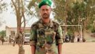 إرهاب "القاعدة" باليمن.. مقتل ضابط في تفجير بأبين