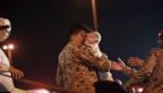 مصر والسعودية على خط أزمة السودان.. إجلاء للرعايا ومساع لتهدئة التوتر