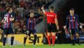 ما حقيقة استبعاد برشلونة من دوري أبطال أوروبا؟