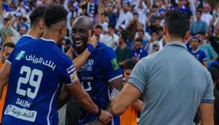 تشكيل الهلال أمام أوراوا