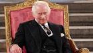 التتويج الملكي.. شاشة خاصة للجزء الأكثر قداسة 