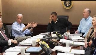 أوباما يتابع مع نائبه ومسؤولين الغارة من البيت الأبيض