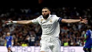 كريم بنزيما مهاجم ريال مدريد