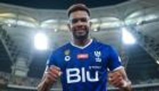 علي البليهي ملك الأزمات.. لعنة ميسي تضرب موسم الهلال السعودي