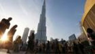 جهود الإمارات في دعم مناخ العمل.. نموذج عالمي ملهم