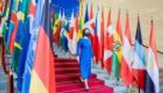 حوار بطرسبرغ للمناخ على طريق COP28.. أجندة دسمة في خدمة العالم