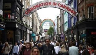 ديكورات في لندن استعدادا لتتويج تشارلز