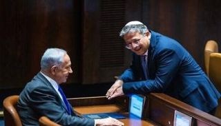 زعيم الليكود بنيامين نتنياهو، مع رئيس حزب 