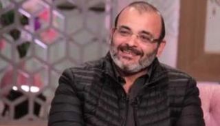 أيمن بهجت قمر 