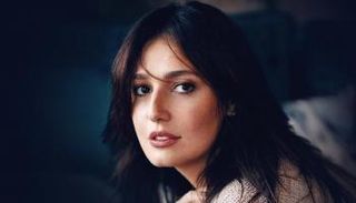 الفنانة حلا شيحة