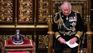 تتويج الملك تشارلز يلقى متابعة الملايين حول العالم 