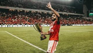 محمود كهربا لاعب الأهلي