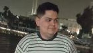 شاب مصري ينهي حياته من أعلى عقار: "الحياة مبتحبنيش"