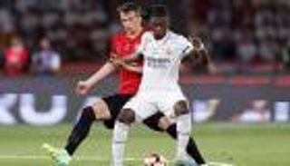 بالأرقام.. إدواردو كامافينغا أصغر ملك في تاريخ ريال مدريد