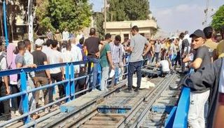 مصرع شاب أسفل عجلات قطار - أرشيفية