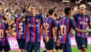 نحو الدوري الإنجليزي.. رحلة برتغالية لإقناع نجم برشلونة بالرحيل