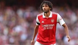 محمد النني لاعب وسط أرسنال