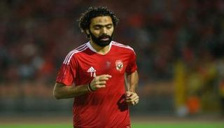 حسين الشحات لاعب الأهلي