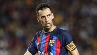 سيرجيو بوسكيتس قائد برشلونة