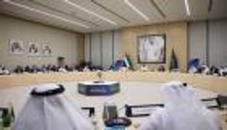 رسائل مناخية حاسمة من سلطان الجابر.. حلول واقعية لخفض الانبعاثات في شرايين النفط والصناعة