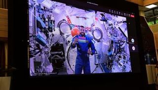  رائد الفضاء سلطان النيادي