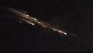 كرات نارية في سماء اليابان تثير التساؤلات