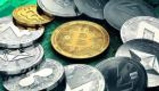 أسعار العملات الرقمية.. تراجع جماعي وبيتكوين تهوي أسفل 27 ألف دولار