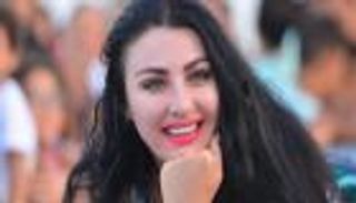 صافيناز: لا أحب الرقص وأخشى الموت على المسرح (فيديو)