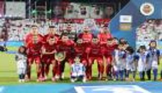 في ليلة الختام.. شباب الأهلي يحتفل بالدوري الإماراتي (صور وفيديو)