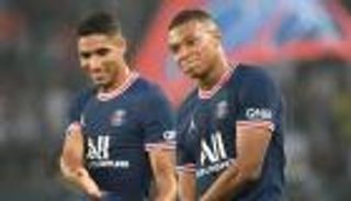 باريس سان جيرمان يخطط لحماية مبابي من "لعنة حكيمي"