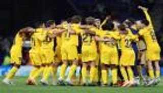 من تيباس لريال مدريد.. طوفان التهاني يحاصر برشلونة بطل الدوري الإسباني