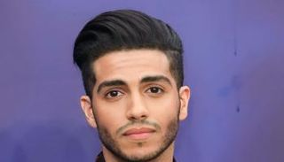 النجم مينا مسعود 