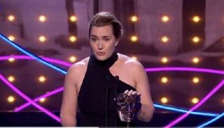 النجمة العالمية كيت وينسلت