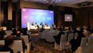 "قمة أبوظبي الأول للطيران".. استكشاف فرص النمو عبر الحياد المناخي