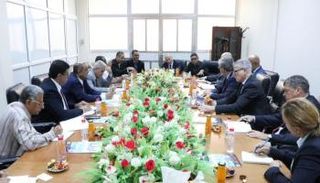 جانب من المباحثات اليمنية - الأوروبية