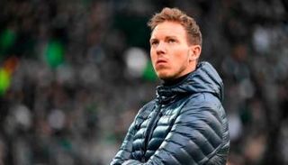 جوليان ناغلسمان