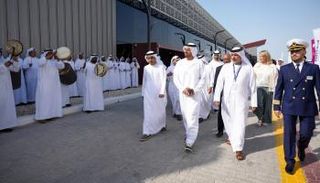 من افتتاح أكبر معرض عائم للكتاب في العالم