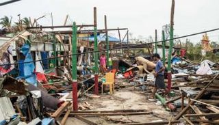 آثار إعصار موكا