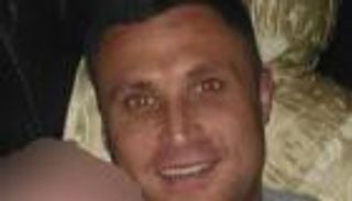 بعد نهش شاب حياً.. 15 كلبا في قبضة شرطة مانشستر