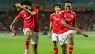 قاهر برشلونة يُحيي حلم الأهلي المصري في الميركاتو الصيفي