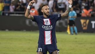 نيمار دا سيلفا لاعب باريس سان جيرمان