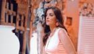 مخرج مصري يضع ريهام عياد في مأزق.. ما علاقة عادل إمام؟