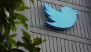 "ماسك" يشعل النار بين تويتر ومايكروسوفت.. خناقة الـ26 مليار تغريدة