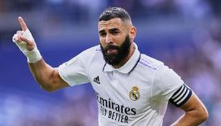 كريم بنزيما مهاجم ريال مدريد