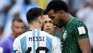 ليونيل ميسي وعلي البليهي