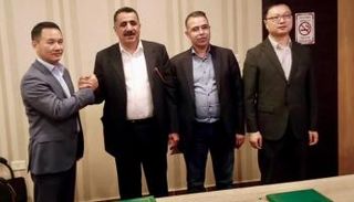 صورة نشرتها المليشيات ادعت بها توقيع مذكرة تفاهم مع الحكومة الصينية